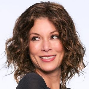 Julianne Lite Wig - Jon Renau Smartlace Collection - Malibu Blonde !NEW!